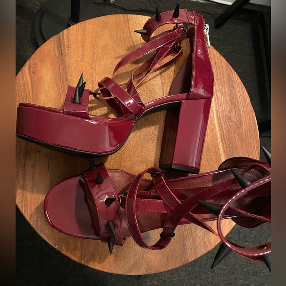 Dolls Kill Widow Spiked Pentagram Platform Sandals NWOT W10 - Picture 8 of 14